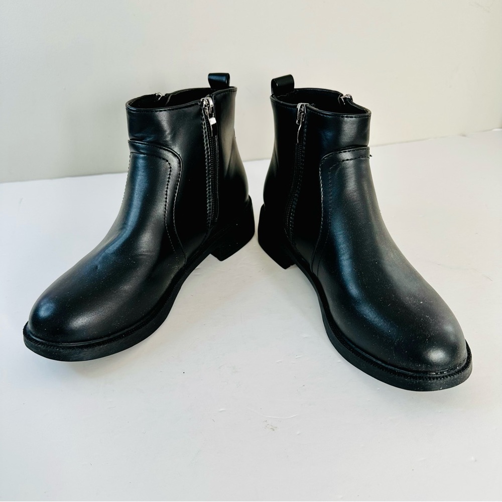 Women Black Boots with Side Zippers, Size: CN 37 (fits US 5.5)